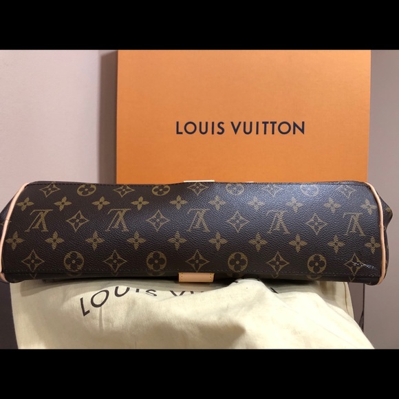 (Authentic) Louis Vuitton Monogram Manhattan - Picture 6 of 13